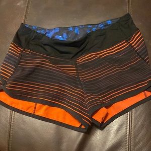 lulu shorts size 4.  2.5 in